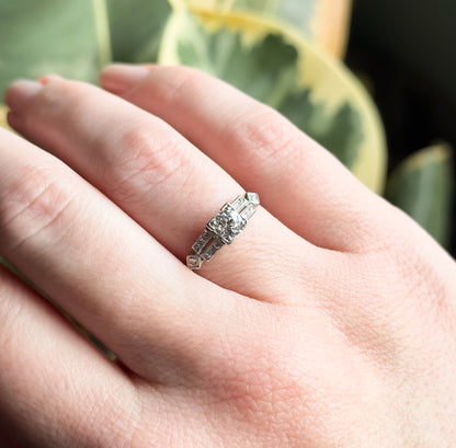 Art Deco Old European Cut Kozibe Diamond Ring in Platinum 1920s Engagement