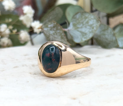 Vintage Bloodstone Cabochon Signet Ring in 10K Yellow Gold