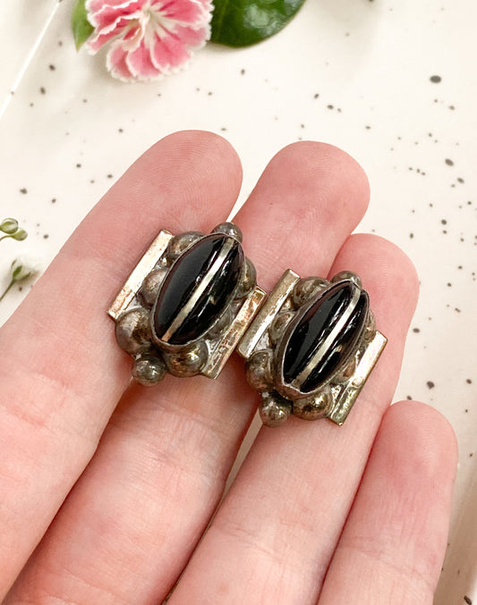 1940s Vintage Chunky Silver and Onyx earrings, screw back, 1930s Mexico