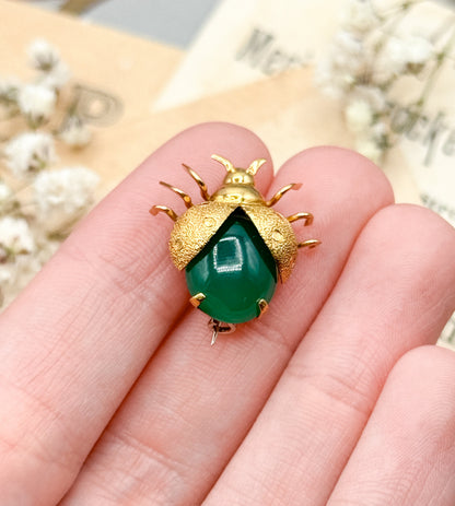 Vintage Jelly Belly Insect Brooch in 18K Gold with Green Glass cabochon belly Mid Century