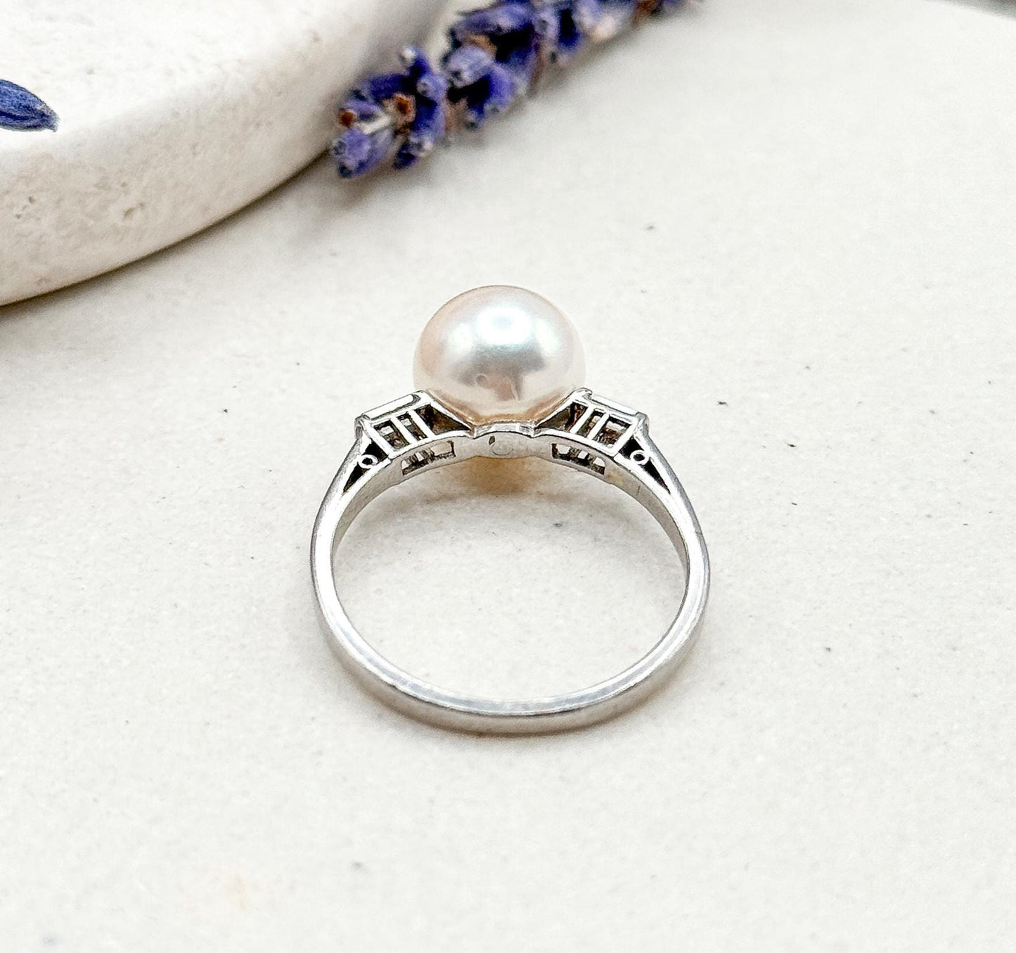 Vintage Pearl Ring with Baguette Diamonds in Platinum