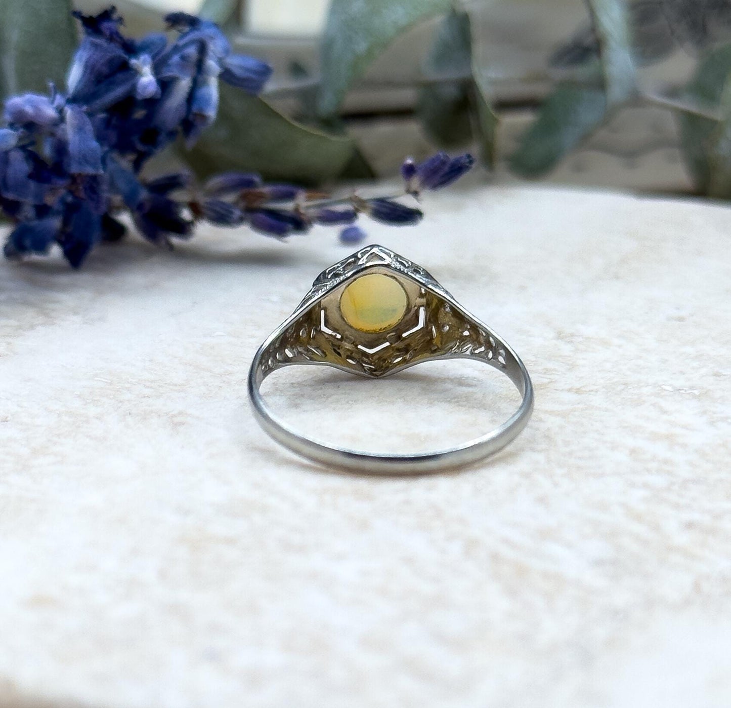 Antique Art Deco Filigree Ring with Cabochon Opal 1920s 18K White Gold Filigree Ring