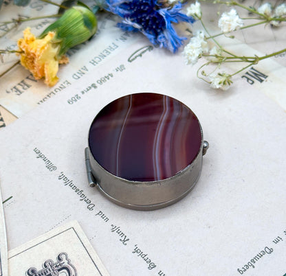 Victorian Scottish Banded Agate Trinket Pill Box in White Metal