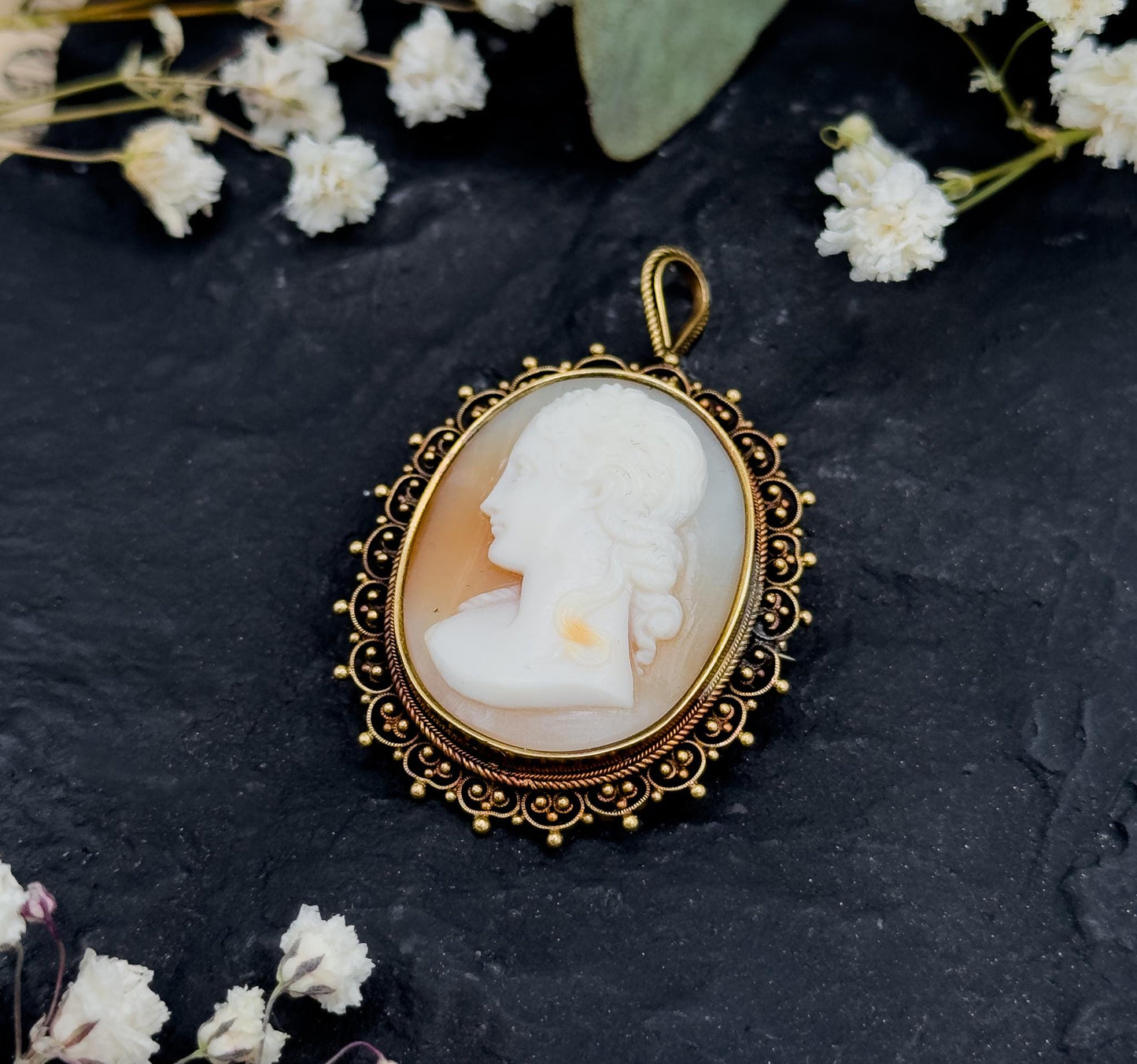 Antique Carved Shell Cameo in 15K Yellow Gold Cameo Pendant for Necklace Left Facing