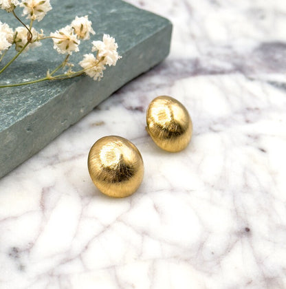 Vintage Puffy Dome earrings in 14K Gold
