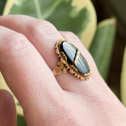 Antique Onyx Floral Ring in 14K Gold