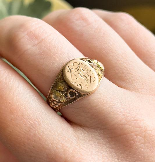 Edwardian Black Hilld Gold Engraved Signet Ring in 10K Rose Gold