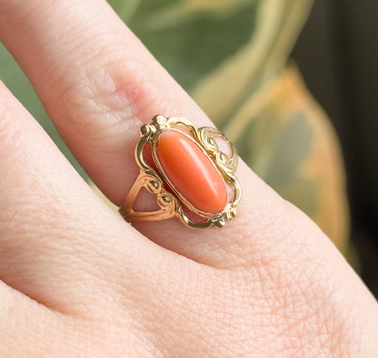 Mid-Century Coral Cabochon Ring in Gold